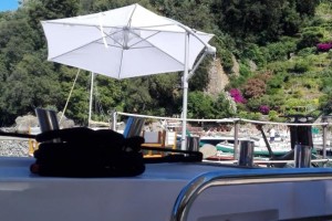 Il Sundeck 550 quattro cabine durante l'evento Boat Experience - Prove in mare a Portofino
