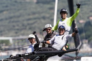 L'equipaggio di Fondazione Fibrosi Cistica vincitore delle Mediterranean Series 2016 a Riva del Garda