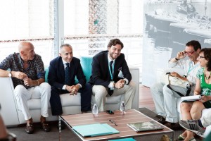 Mauro Micheli di OID, con Alberto Galassi e Stefano De Vivo, CEO e CCO di Ferretti Group