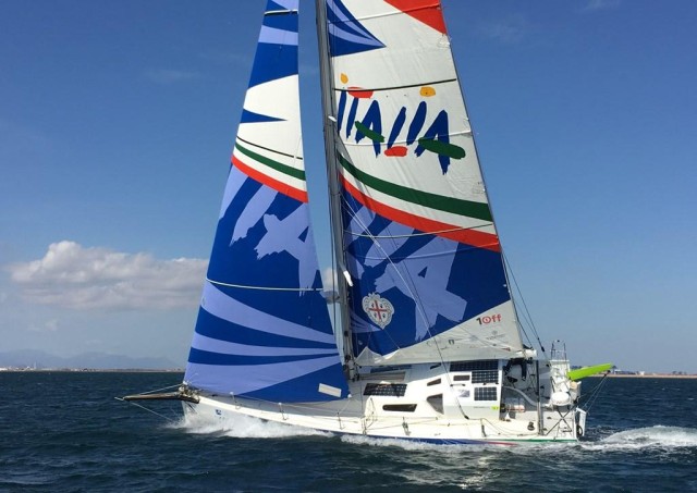 Italia, la barca con la quale Gaetano Mura sta tentando il Solo Round the Globe Record