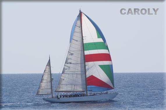 La nave scuola “Caroly” della Marina Militare Italiana