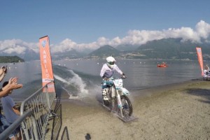 Luca Colombo stabilisce il nuovo record sul Lago di Como