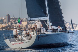 Il Cookson 50 Endlessgame del Red Devil Sailing Team alla regata costiera della Rolex Middle Sea Race