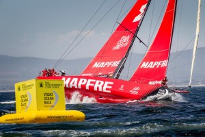 MAPFRE continues as leaders after the Cape Town in-port race