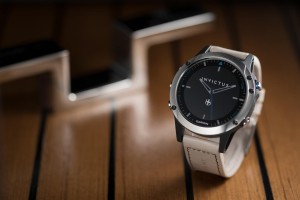Natale 2017 - Quatix 5 un regalo firmato Invictus Yacht e Garmin Marine, lo smartwatch dedicato al mare ma non solo