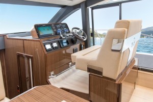 Il nuovo Sealine F430 - Magnetise your mind