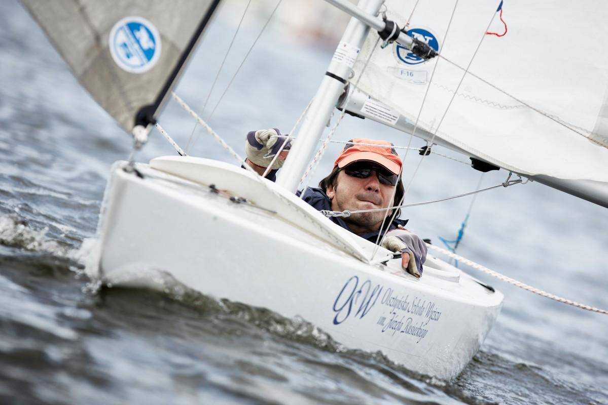 2.4 Norlin OD sailing at a Paralympic Development Program clinic
