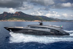 M/Y Freedom by CCN for Roberto Cavalli