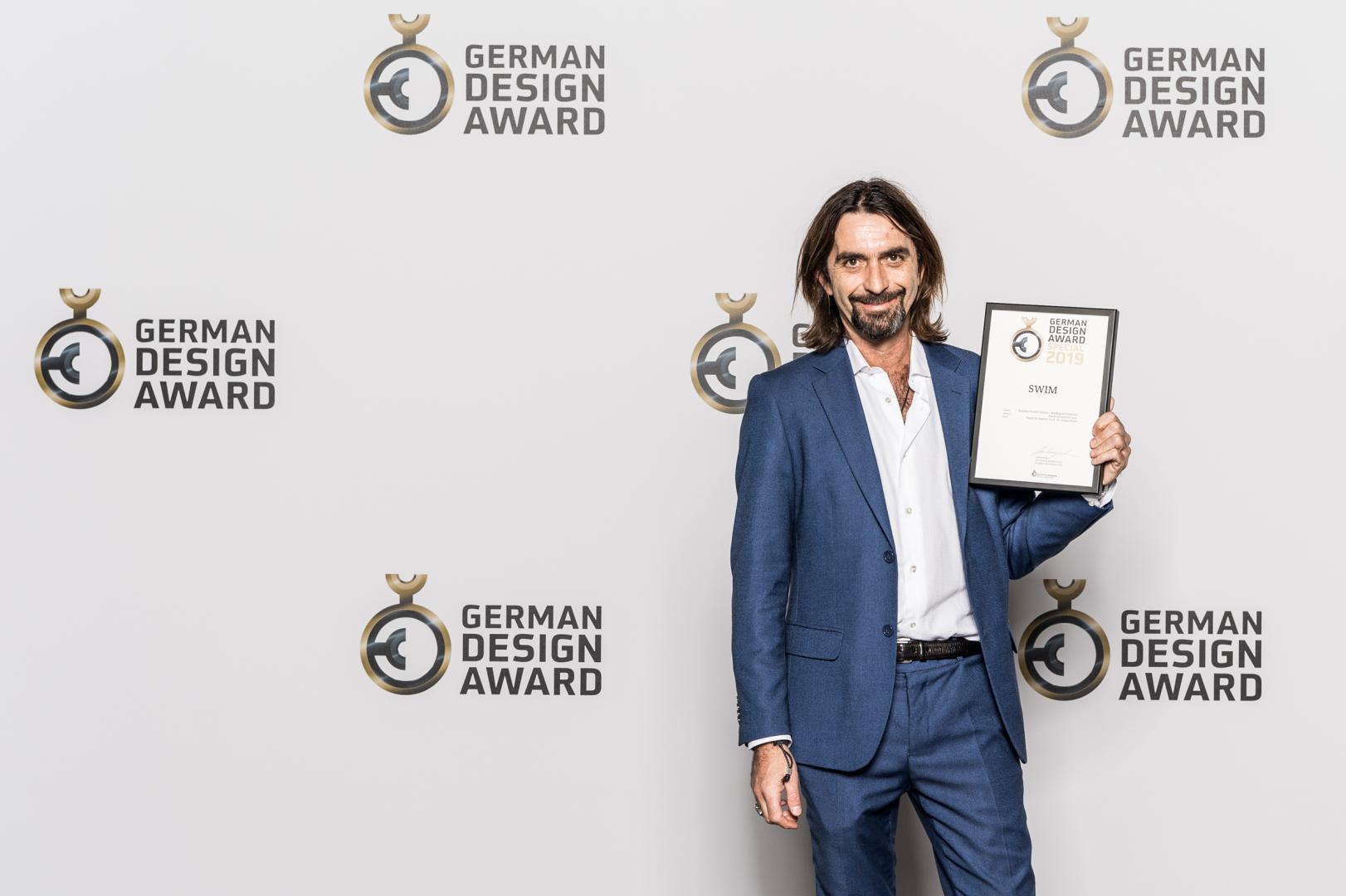 Special Mention del German Design Award per SWIM