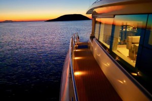 Silent 55: use of solar panels sets green new trends in modern yachting