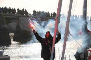 Thousands lined the harbour walls as Randmaa arrived in Les Sables d'Olonne