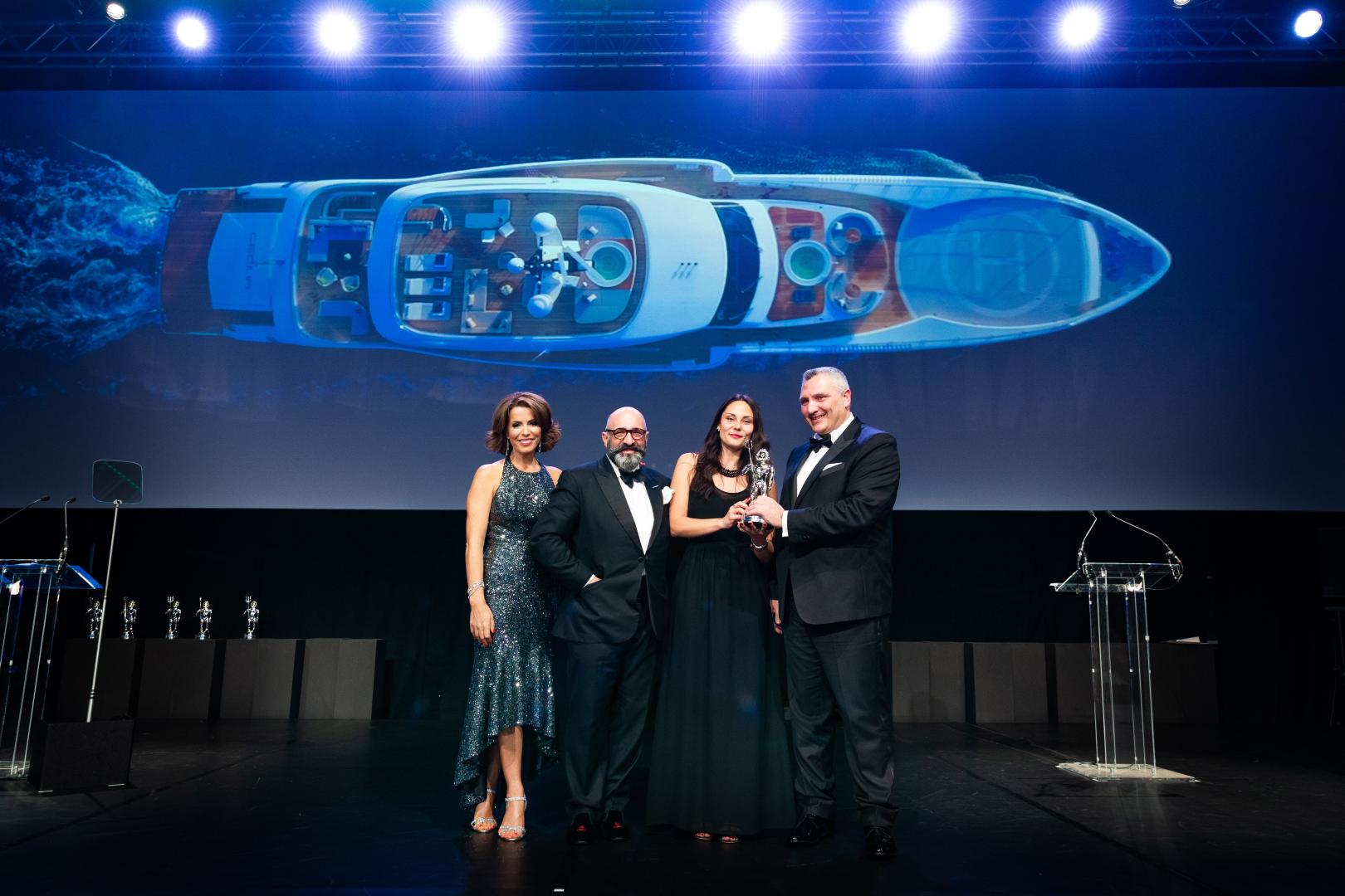 Wider 165  M/Y Cecilia trionfa al World Superyachts Awards 2019