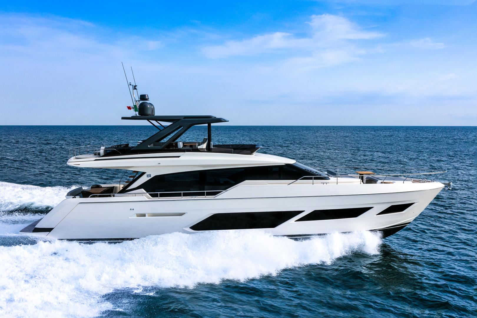 Ferretti Yachts 720 debutta al Cannes Yachting Festival 2019