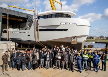 Lynx Yachts vara un altro YXT 24 Evolution Shadow vessel