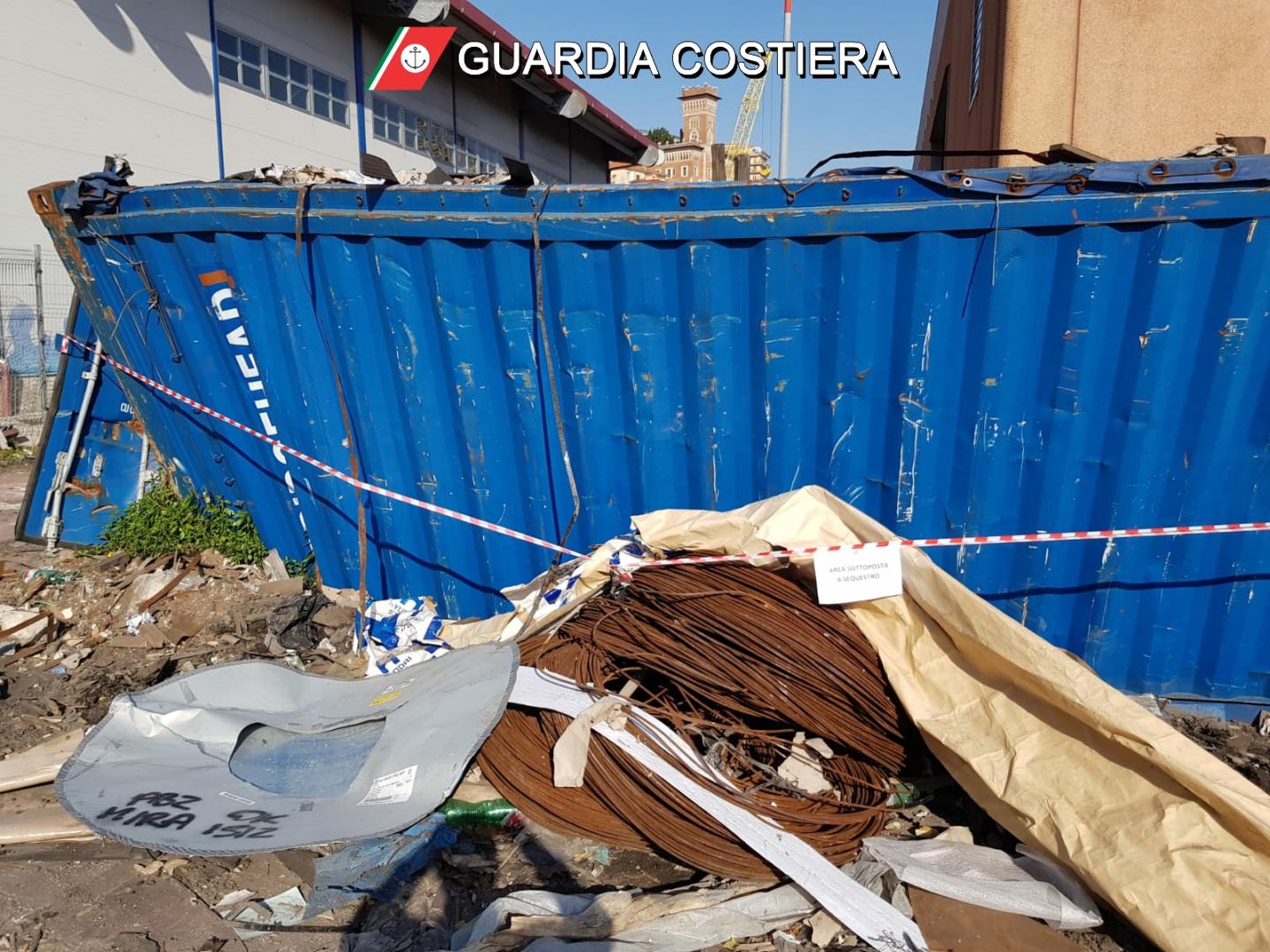 Porto di Salerno: sequestrate oltre 200 tonnellate di rifiuti