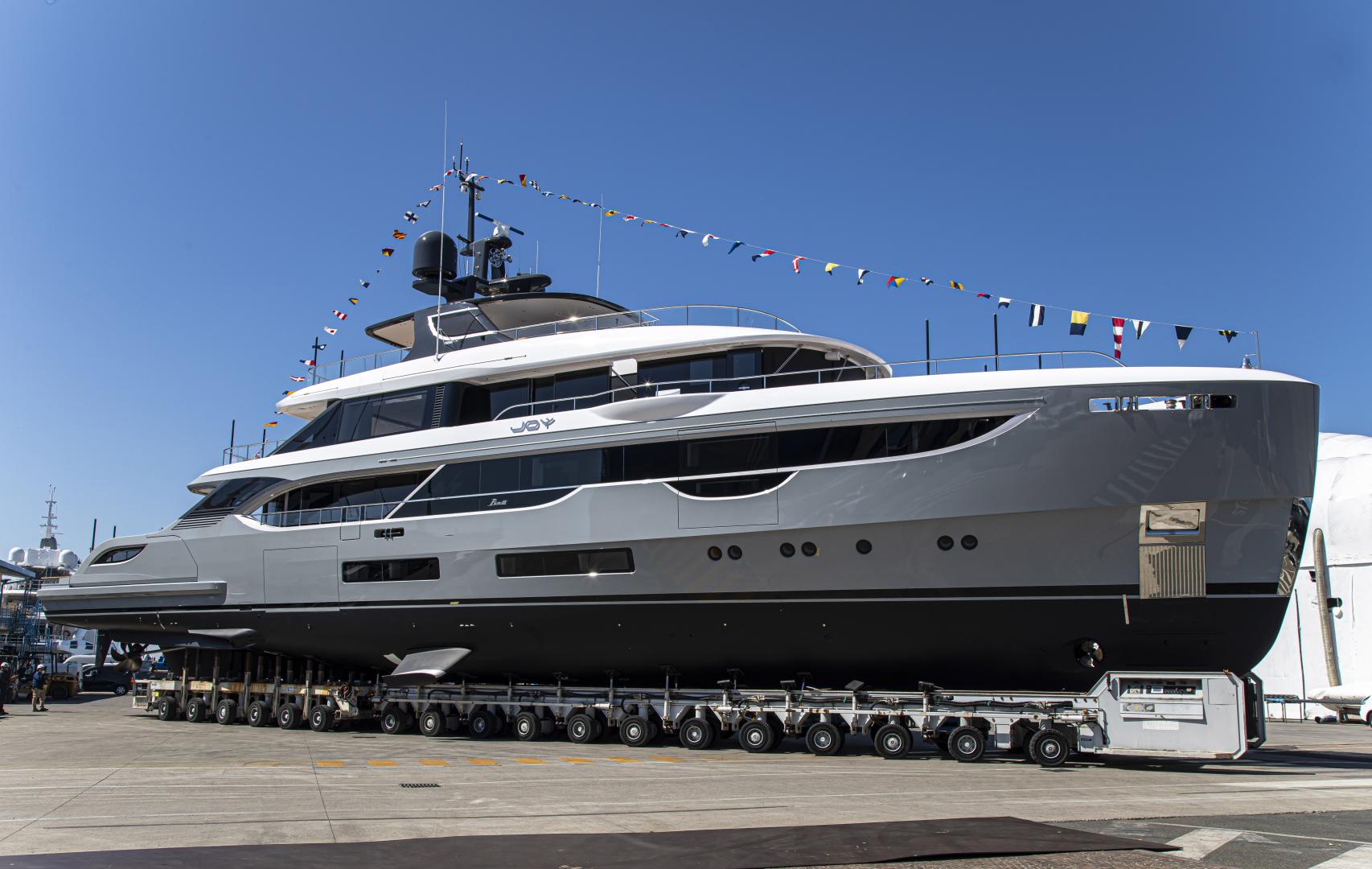 Benetti launches in Livorno MY joy, the second Oasis 40m unit