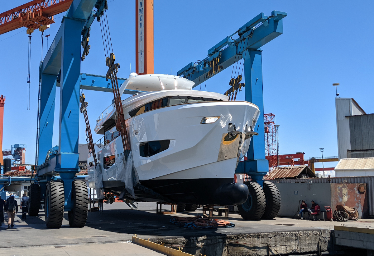 Numarine delivers the 14th unit, successful 26XP explorer yacht