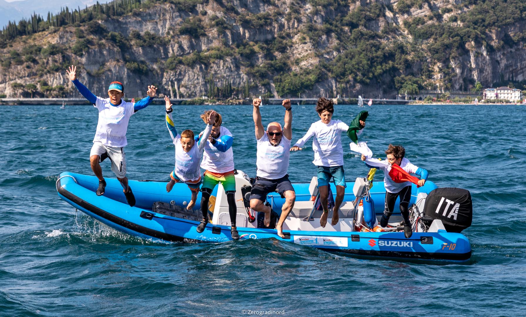 L'Italia è Campione del Mondo di Team Racing Optimist 2021