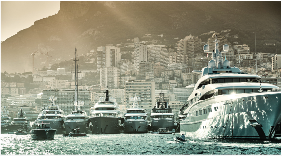 Superyachts, tenders, yachting companies at the MYS