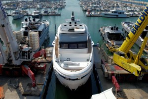 Extra Yachts, brand di ISA Yachts, ha varato il nuovo X96 Triplex