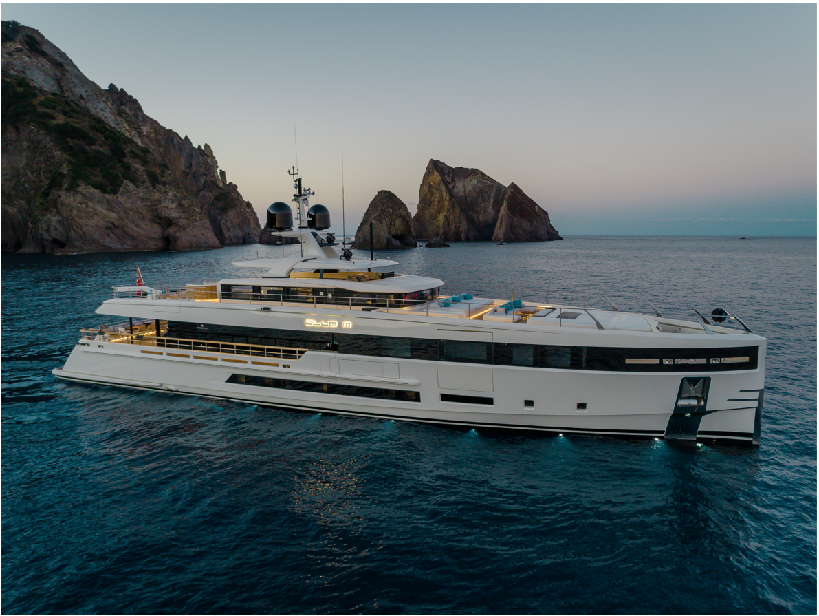 Baglietto al Monaco Yacht Show con i motor yacht Panam e Club M