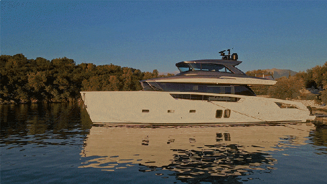 New Sanlorenzo SX76 to charter in the Ionian Sea with EKKA Yachts