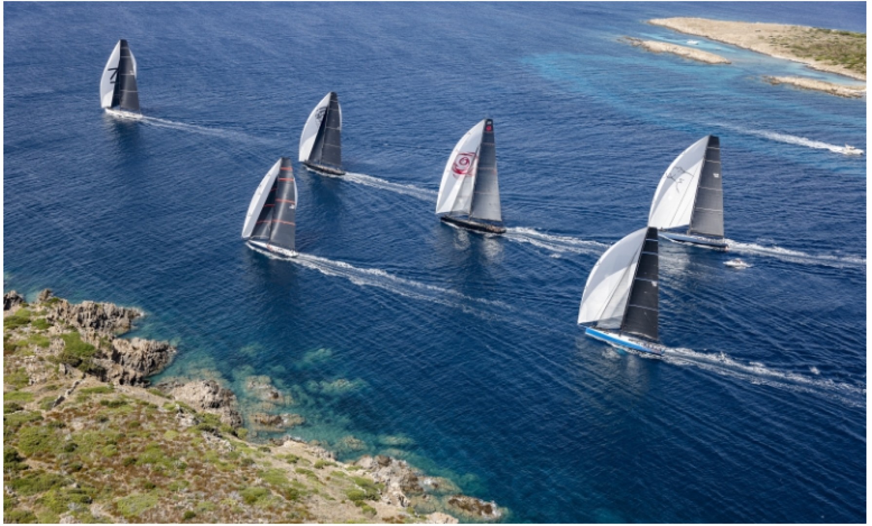 La flotta dei Maxi, Maxi Yacht Rolex Cup 2022. Foto credit: Rolex/Carlo Borlenghi