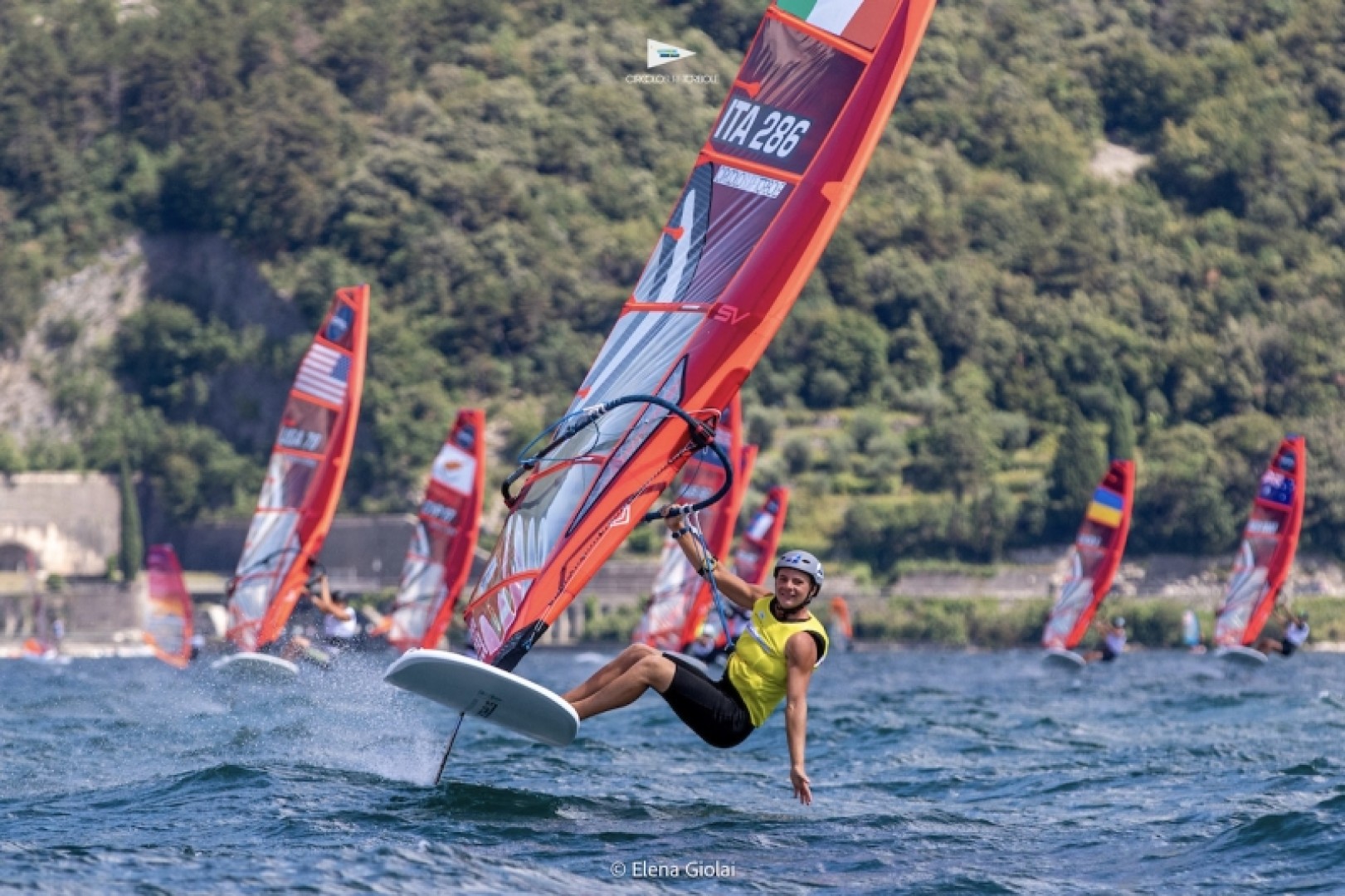 Federico Pilloni, athlete from the Young Azzurra program, is the iQFOil Youth European Champion.

﻿Photo credits: Elena Giolai