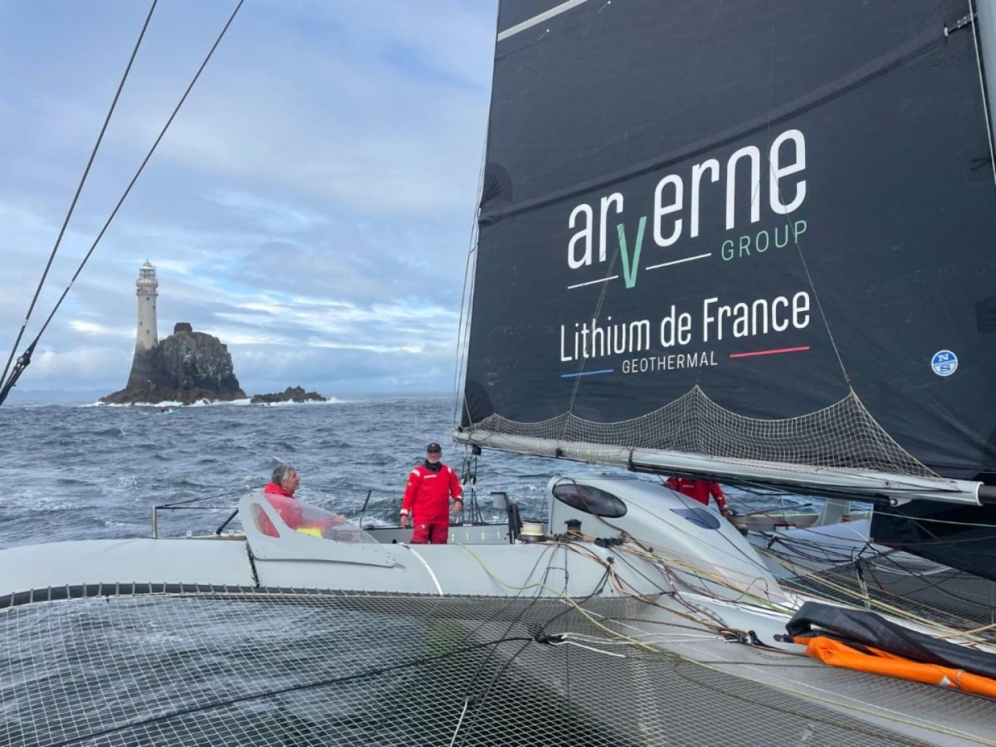 Erik Maris helms with offshore legend Loick Peyron on Zoulou at the Fastnet Rock © Team Zoulou