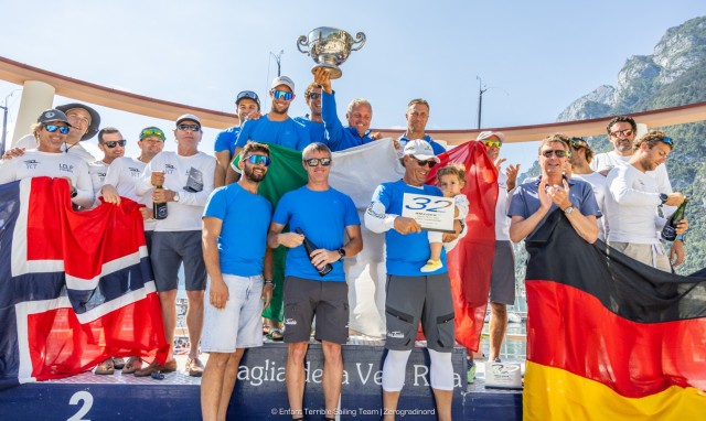 Melges 32 World Championship, la premiazione incorona Enfant Terrible-Adria Ferries come campione del mondo Melges 32
