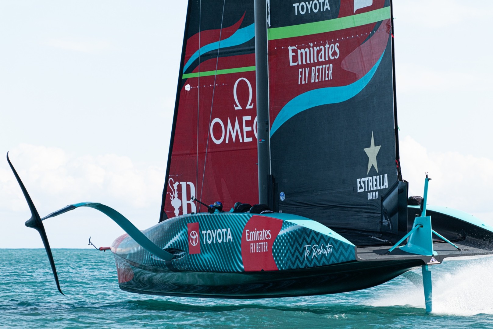America's Cup, tricky conditions in Barcelona for the AC75 boats