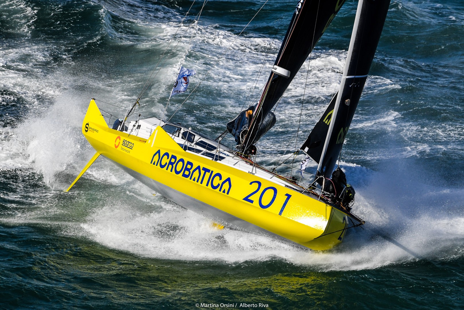 Alberto Riva Axion Pressmare | Alberto Riva infortunato alla Transat Jacques Vabre