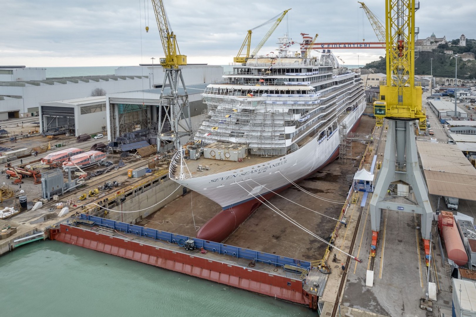Seven Seas Grandeur delivered in Ancona