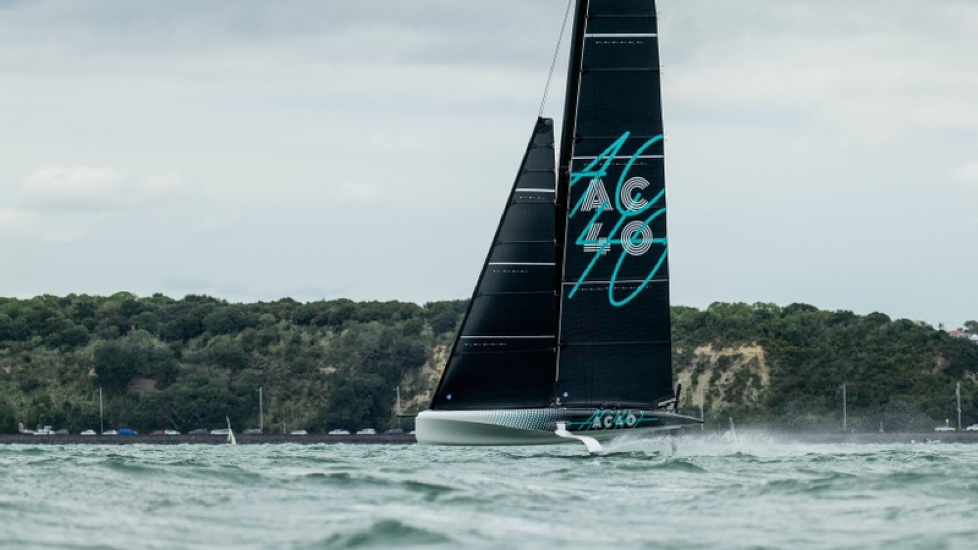 The AC40 wins World Sailing’s Boat of the Year 2023