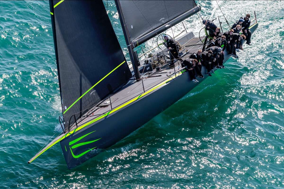 Wallyrocket51 svela la sua duplice anima e le sue straordinarie performance durante i test in mare