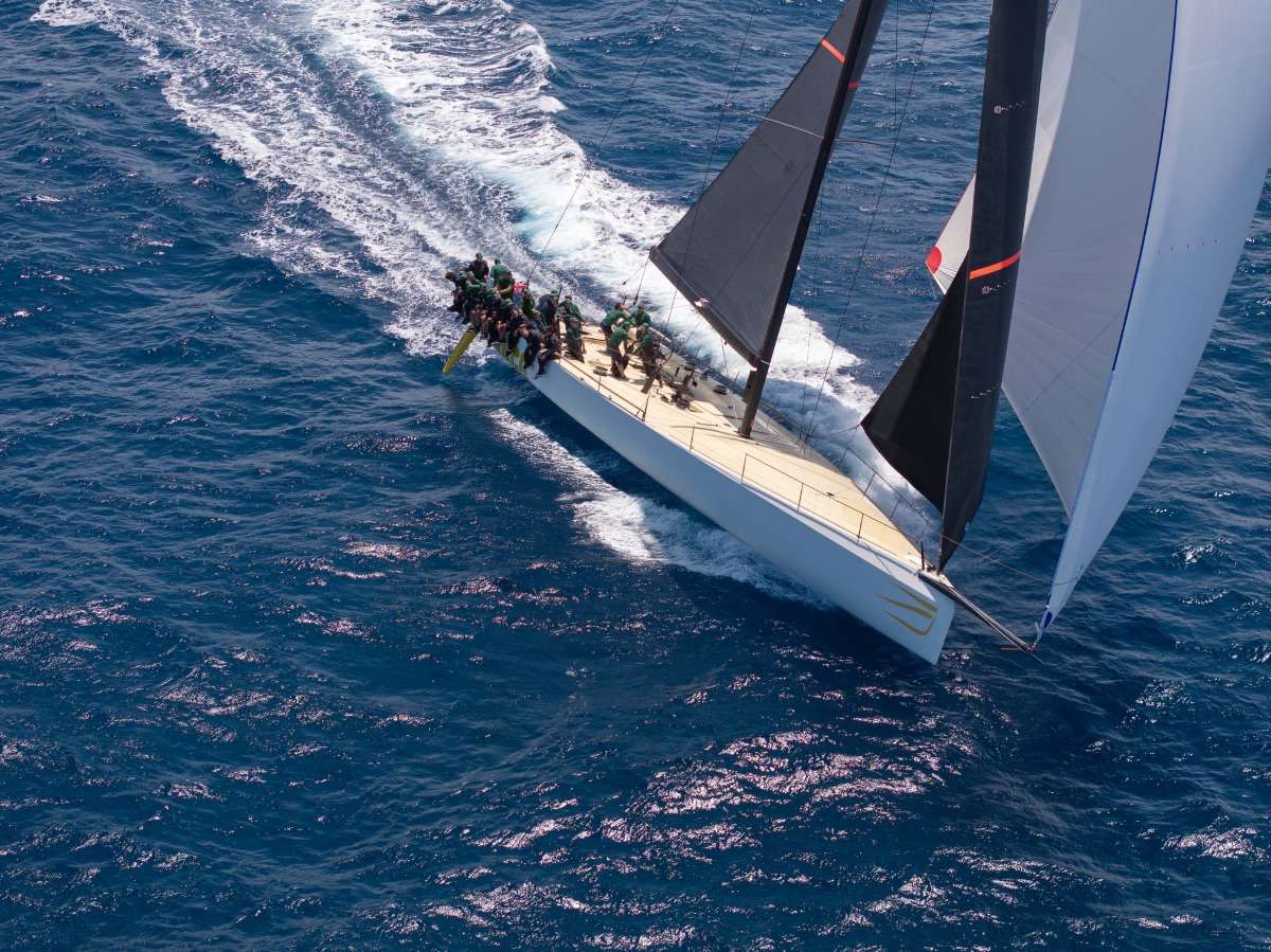 Wally presenta il nuovo wallyrocket71 alla Loro Piana Giraglia 2025