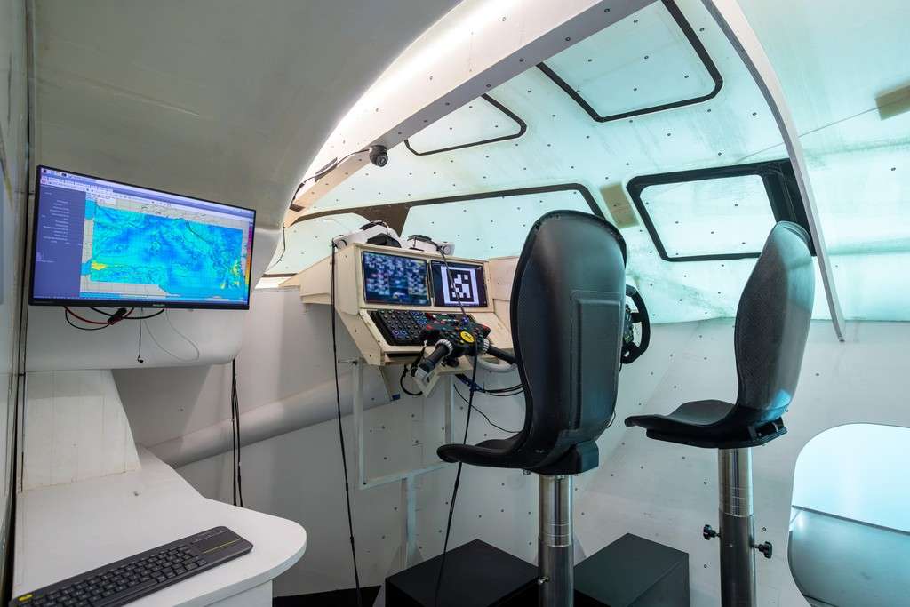 Dentro a Ferrari Hypersail: dall’autosufficienza energetica al winch by wire