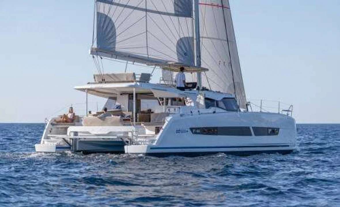 Fountaine Pajot celebra 50 anni: dalle regate a protagonista dei catamarani da crociera
