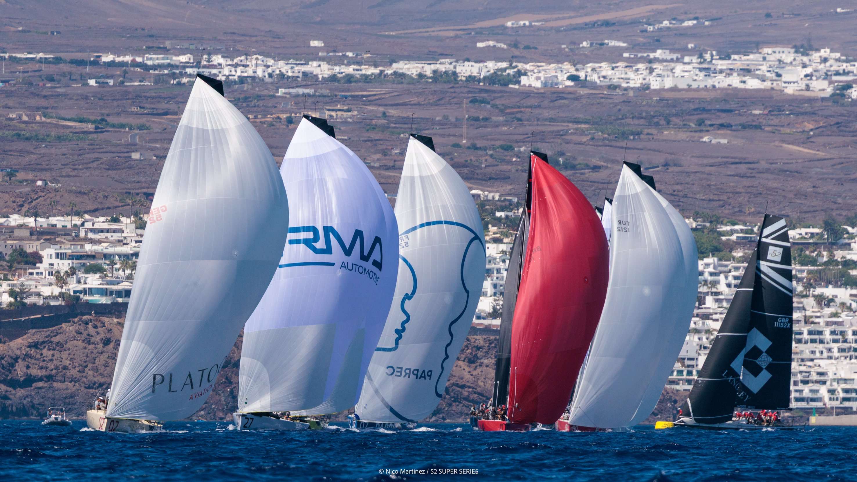 Puerto Calero Lanzarote 52 Super Series Royal Cup, Platoon Aviation vola alto