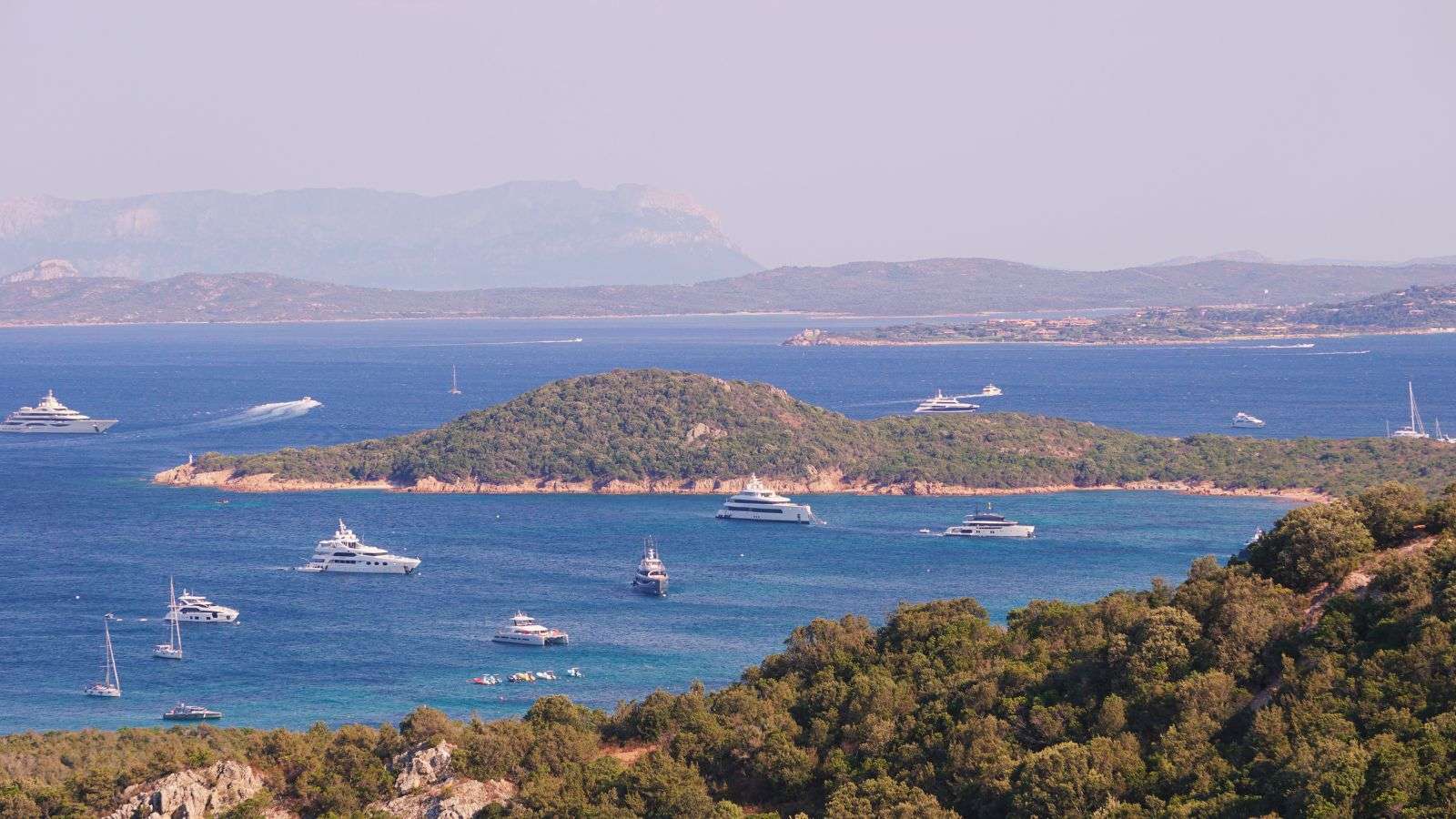 Superyacht in Gallura: 3.176 unità in tre mesi