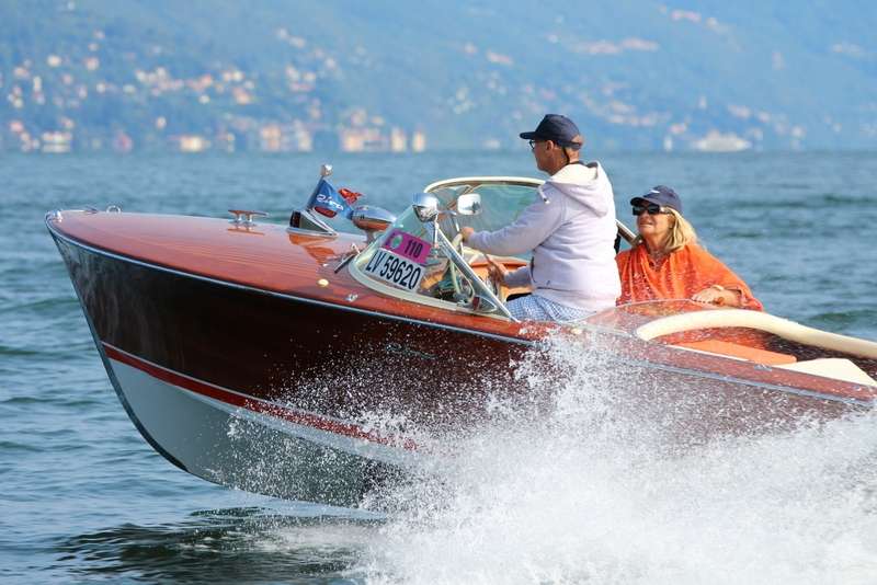 Motoscafi storici, sul Lago Maggiore vittoria dei Super Florida tedeschi al Trofeo Carlo Riva ASI 60 alla Marina di Lisanza