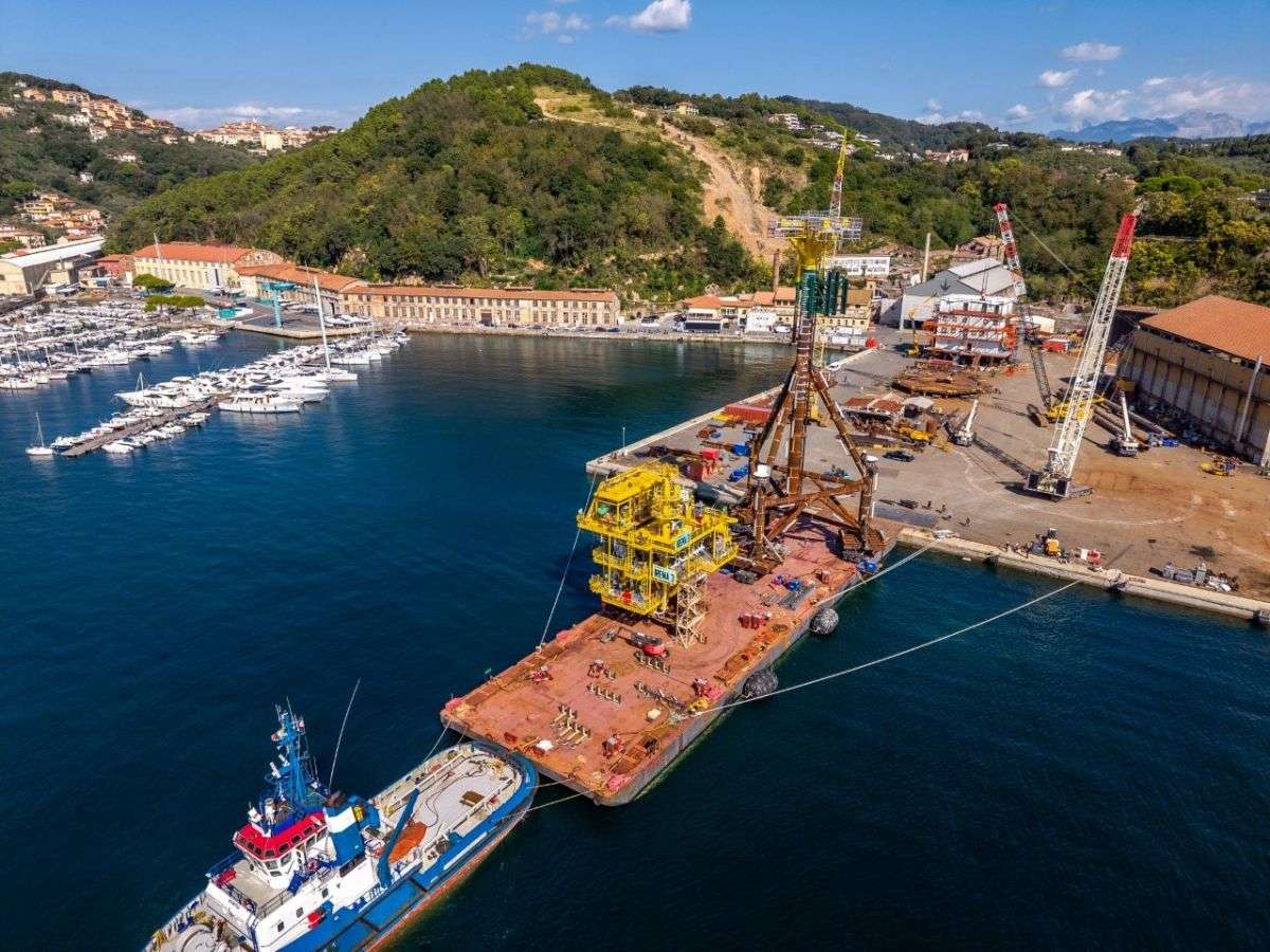 Gruppo Antonini porta in Adriatico la piattaforma Irena 3 da oltre 25 milioni di euro