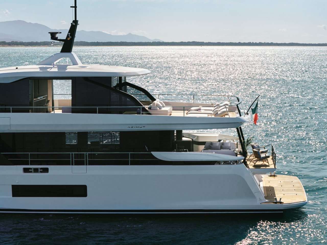 Azimut Grande 30M vince il Best of Show Award al FLIBS 2026