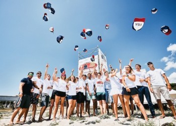 Kitefoil Youths and Masters ready to race in Sardinia