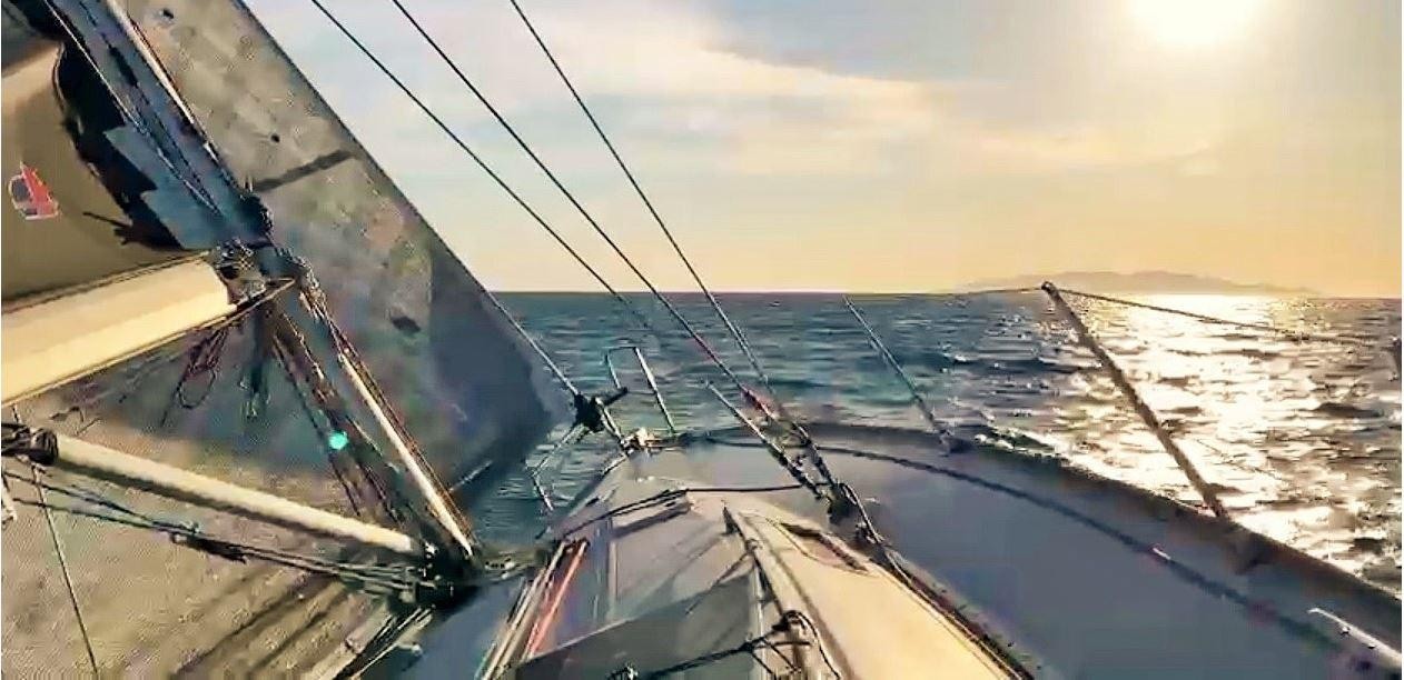 Il mare dell'Argentario  dall' imbarcazione Sventola B38 in regata con il guidone di Artemare Club