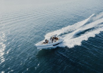 Iguana X100 White Edition: a new elegant design for Iguana Yachts