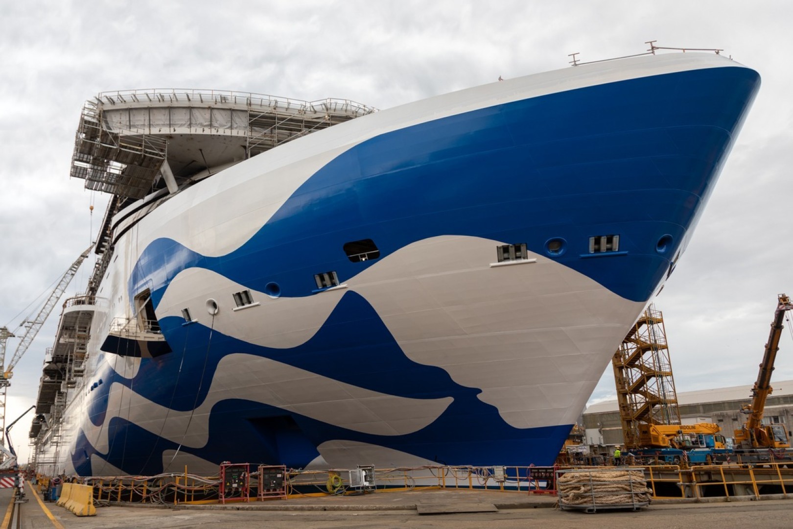 Fincantieri floats out its first LNG cruise ship Sun Princess