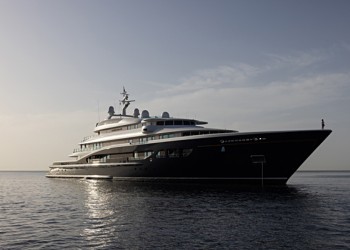 Lurssen and Fraser presents Carinthia VII at MYS 23