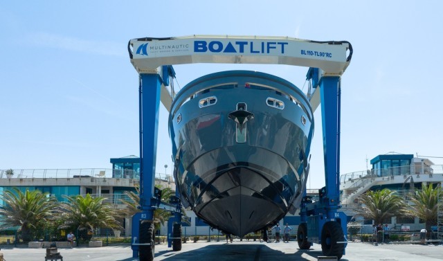 Extra Yachts announces the launch of the new X76 Loft.