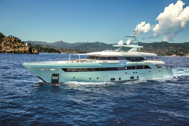 Il CRN M/Y Latona sarà presentato in anteprima mondiale al Monaco Yacht Show 2018